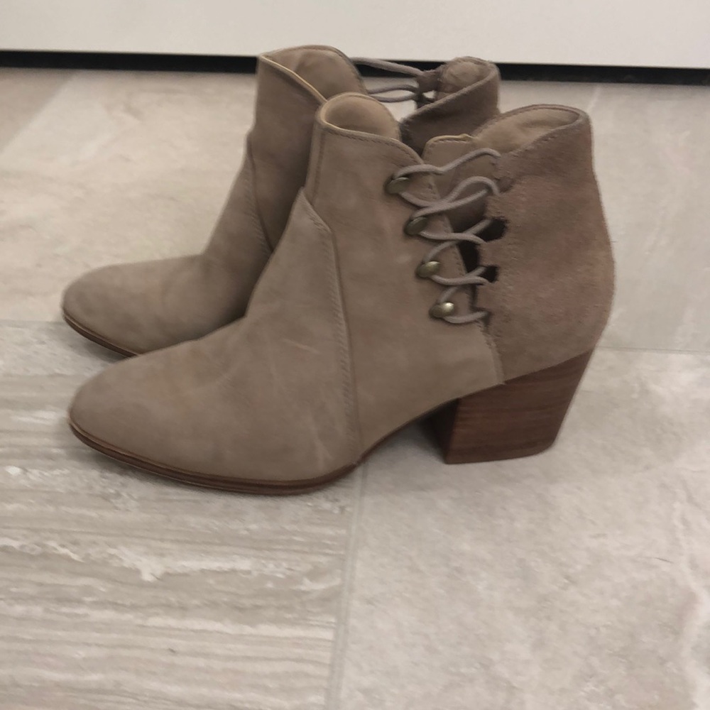 Aldo beige suede ankle boots
